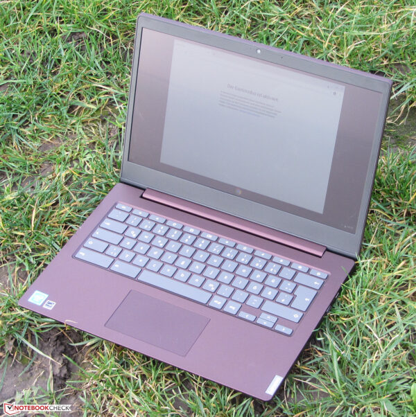 Lenovo S340 Chromebook Celeron N4000 - 4 Gb DDR4 - 64 Gb SSD - Granate - Imagen 2