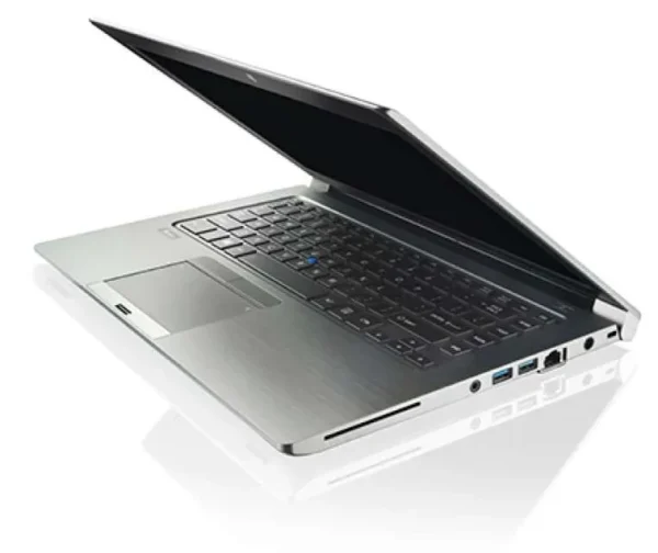 Toshiba Tecra Z40T-C - Core i5-6200U - 8 Gb DDR3 1600 (Máxima 16 Gb) - 256 Gb SSD M2 - Imagen 3